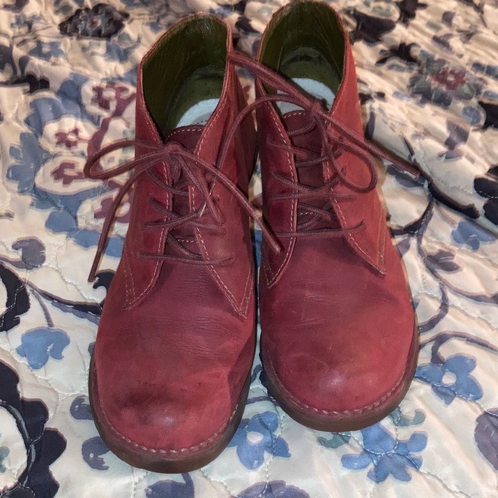 El Naturalista Lace up red ankle boots